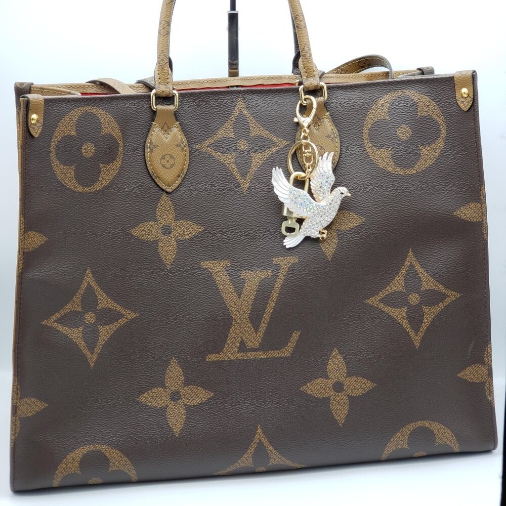 Authentic LV Gold Padlock 🔒Unbranded Dove Keychain Charm for Louis Vuitton Bags - Picture 12 of 13